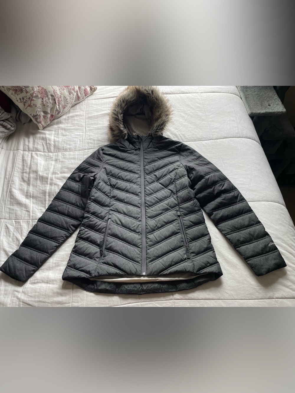 Eddie Bauer Gray Down Filled Lightweight Fur Trim Hood Zip Jacket Medium Travel